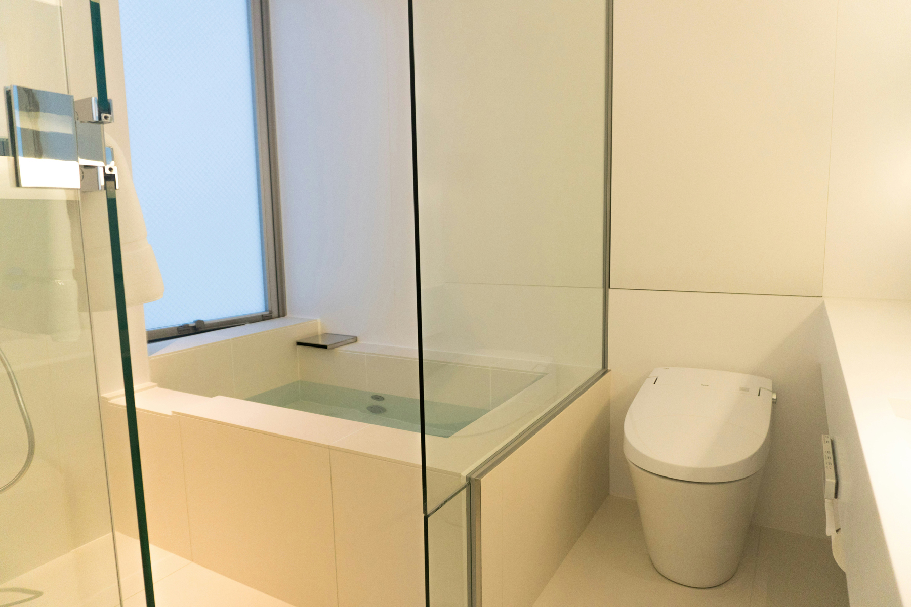 Sanfte Reinigungsmittel im Badezimmer
